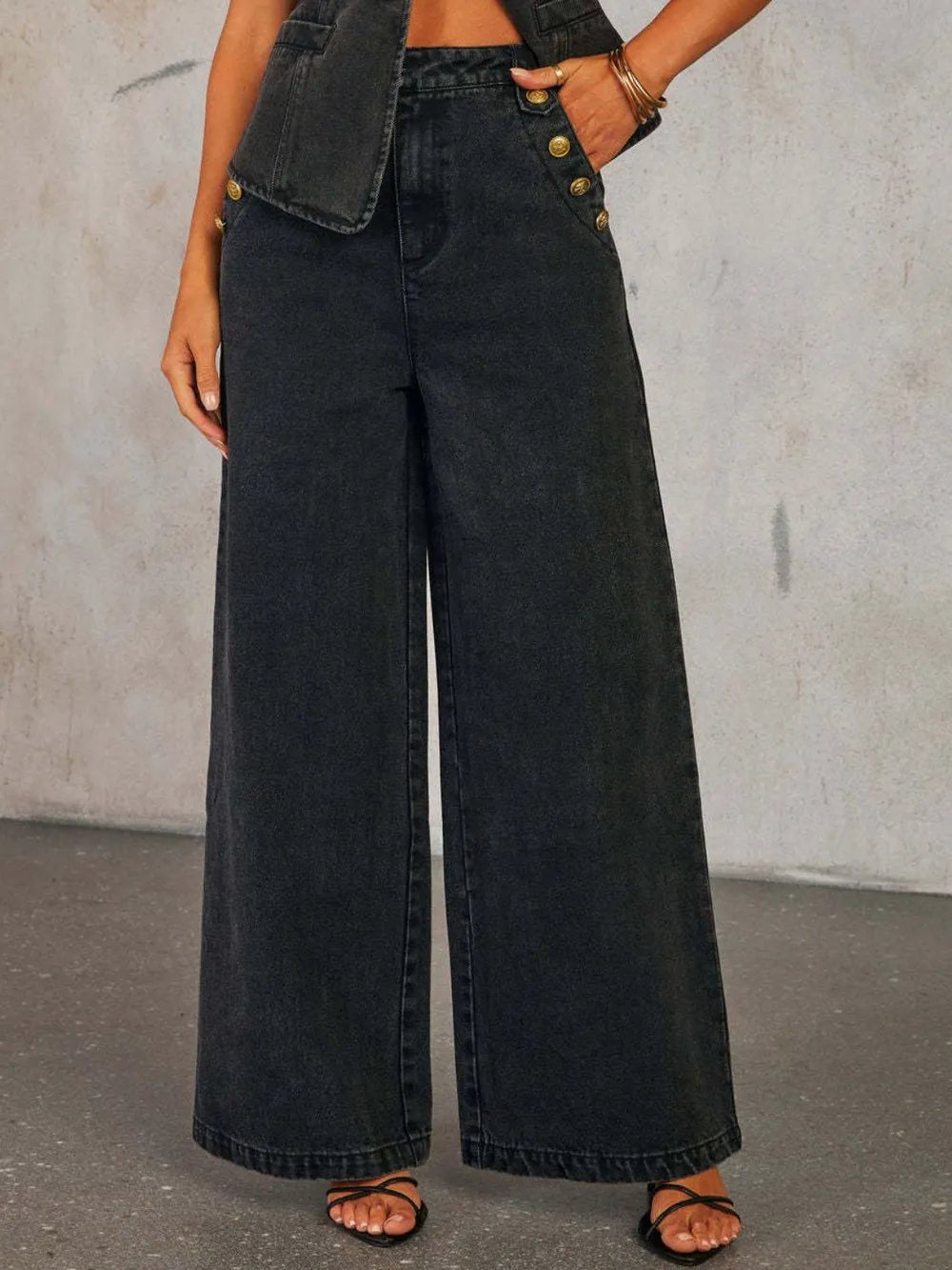 Button Decor High Rise Wide Leg Jeans - Lara Moda