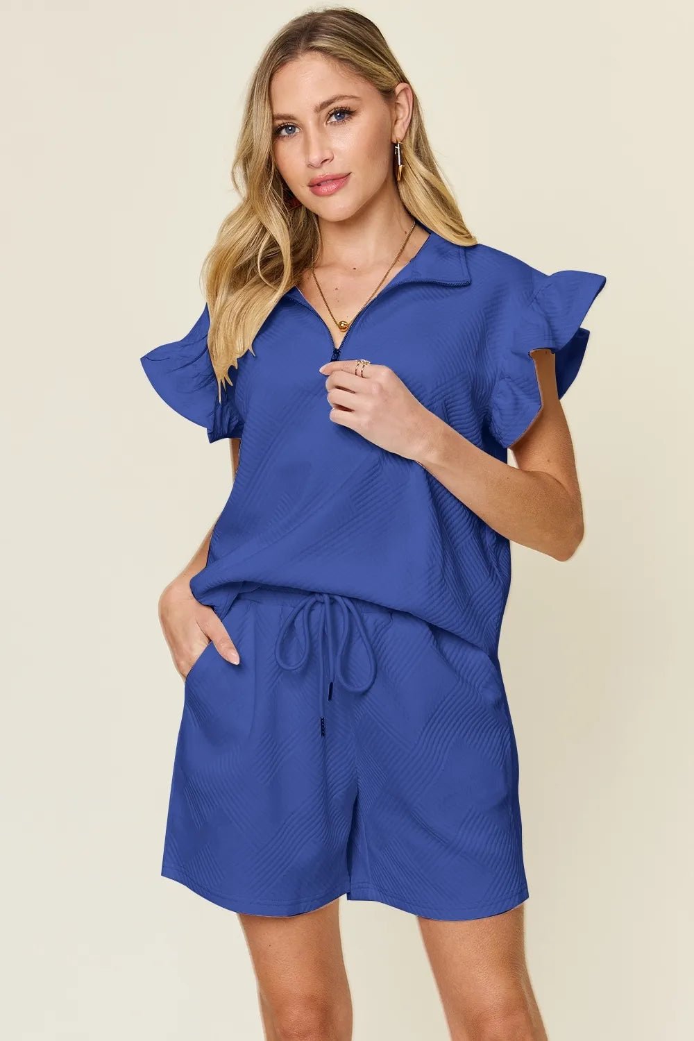 Conjunto Double Take com Top Texturizado Manga Babado e Short com Cordão - Lara Moda