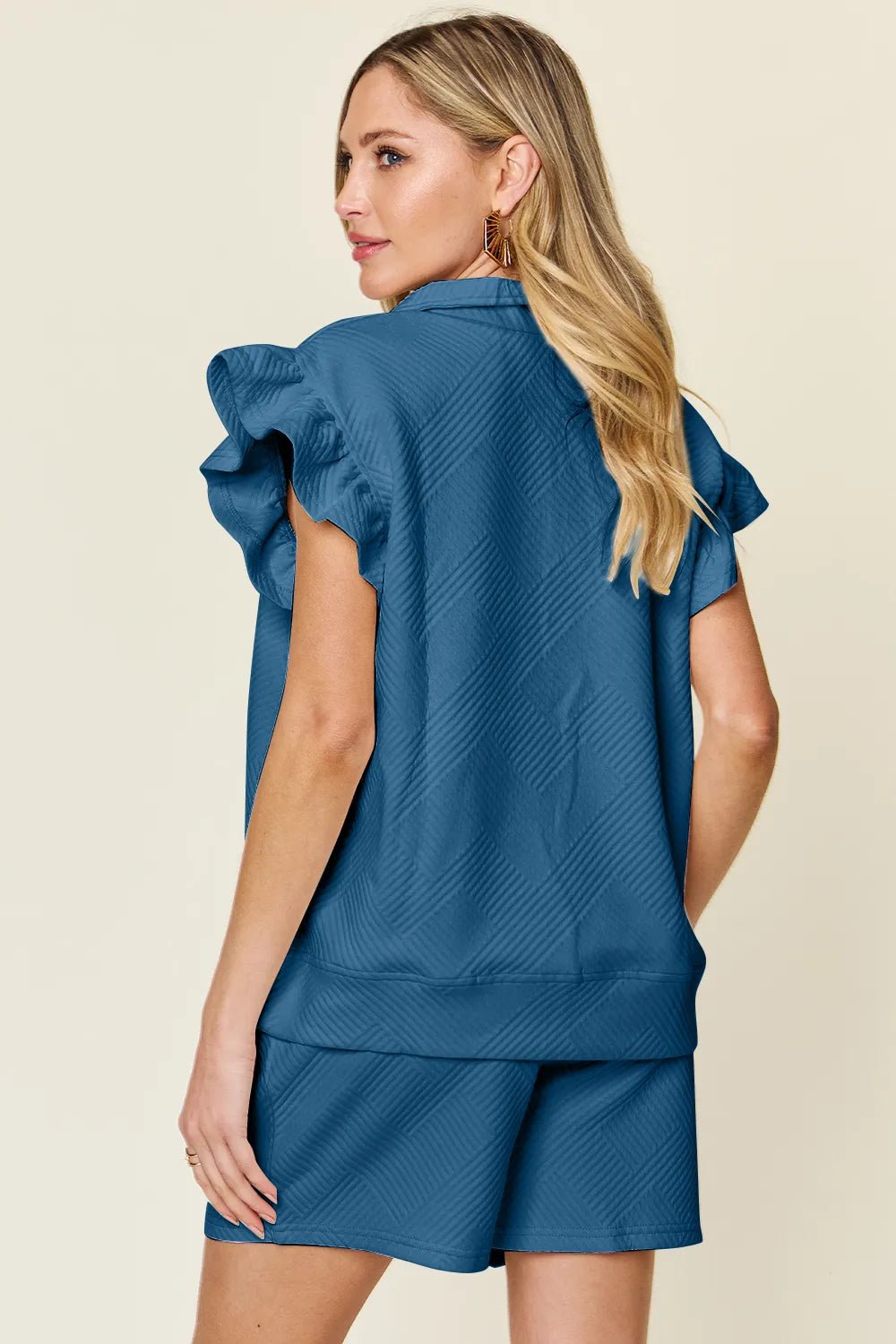 Conjunto Double Take com Top Texturizado Manga Babado e Short com Cordão - Lara Moda