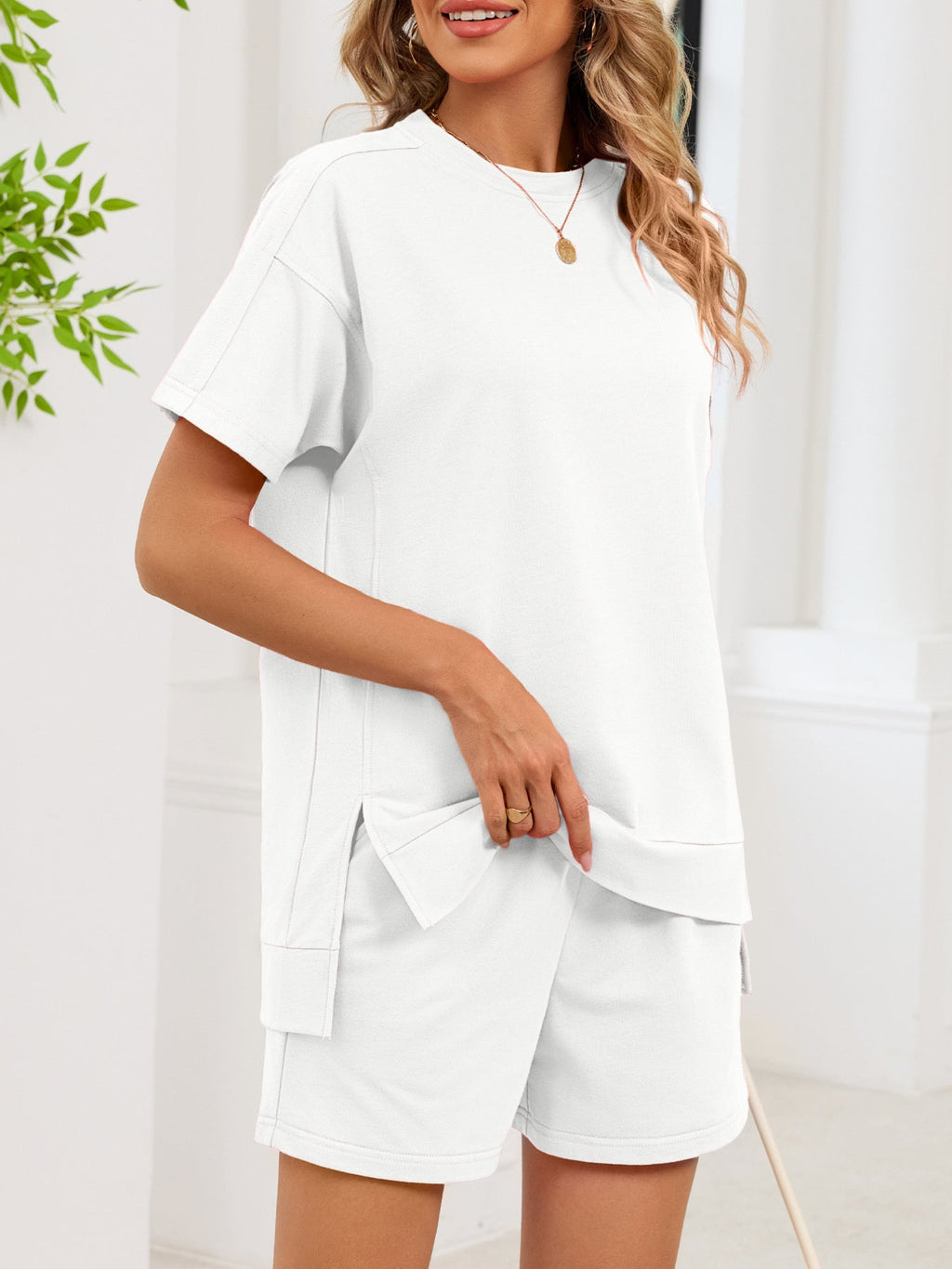 Round Neck Short Sleeve T-Shirt and Shorts Set - Lara Moda